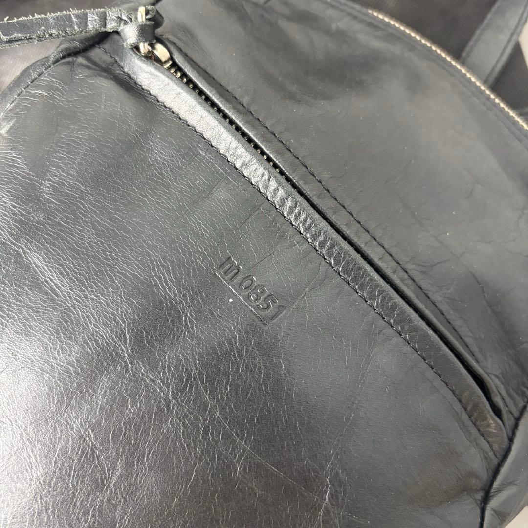 美品✨m0851 リュック レザー ロゴ型押し 本革 バックパック