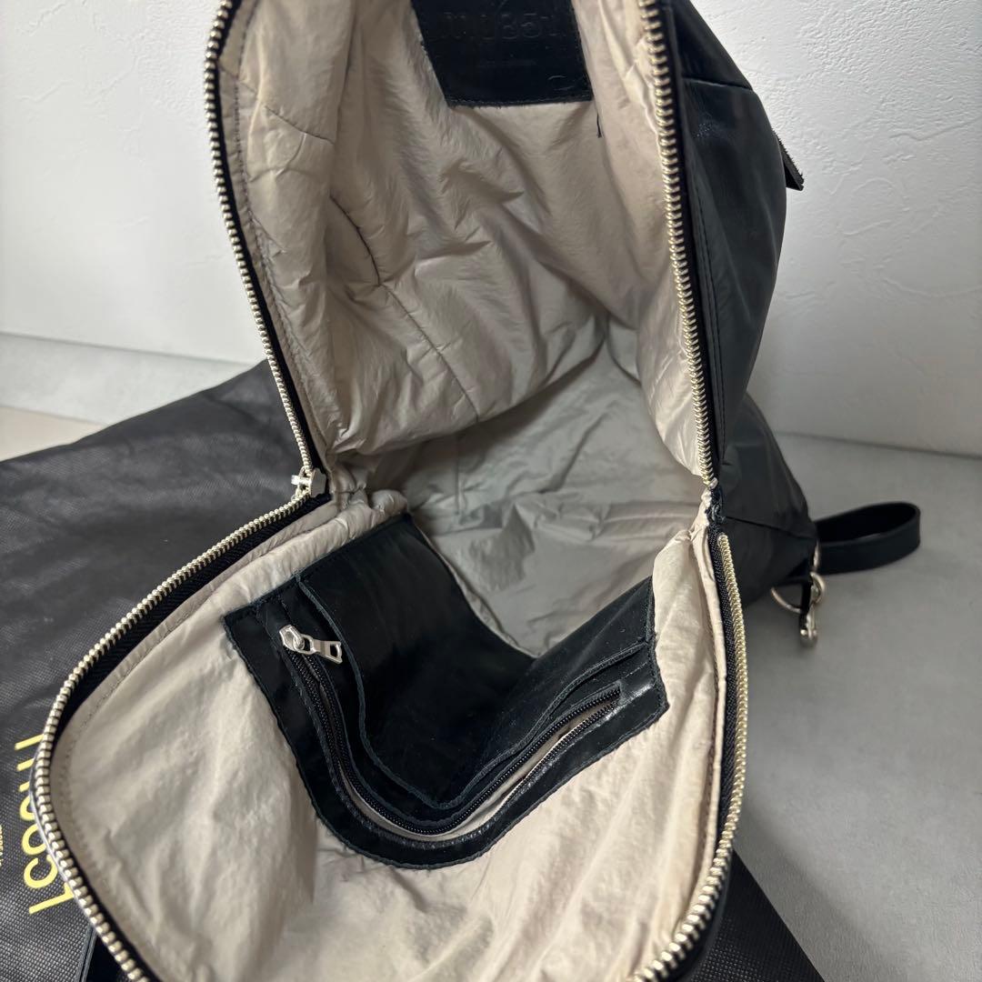 美品✨m0851 リュック レザー ロゴ型押し 本革 バックパック