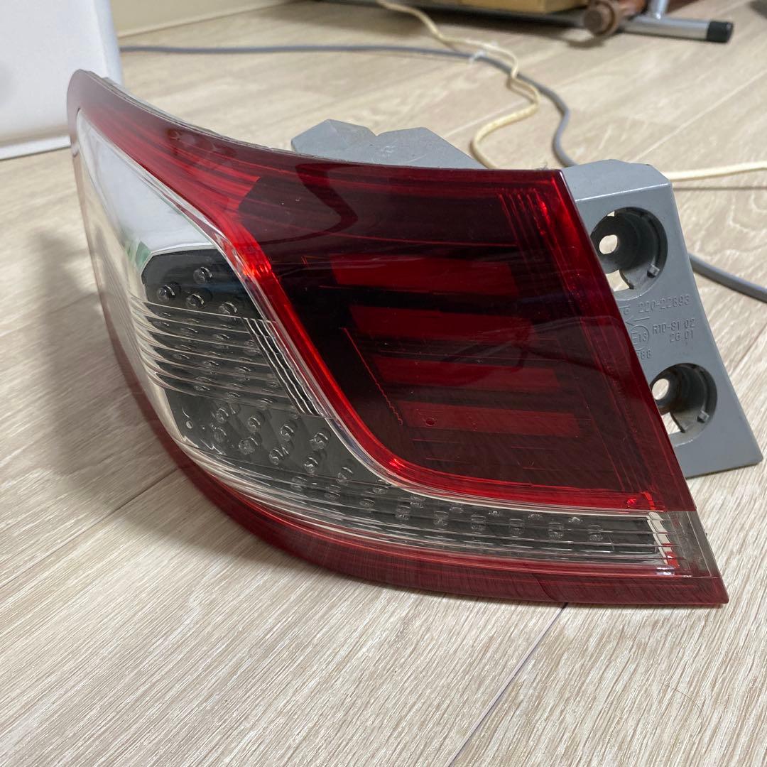 rb3オデッセイ　テールランプ社外