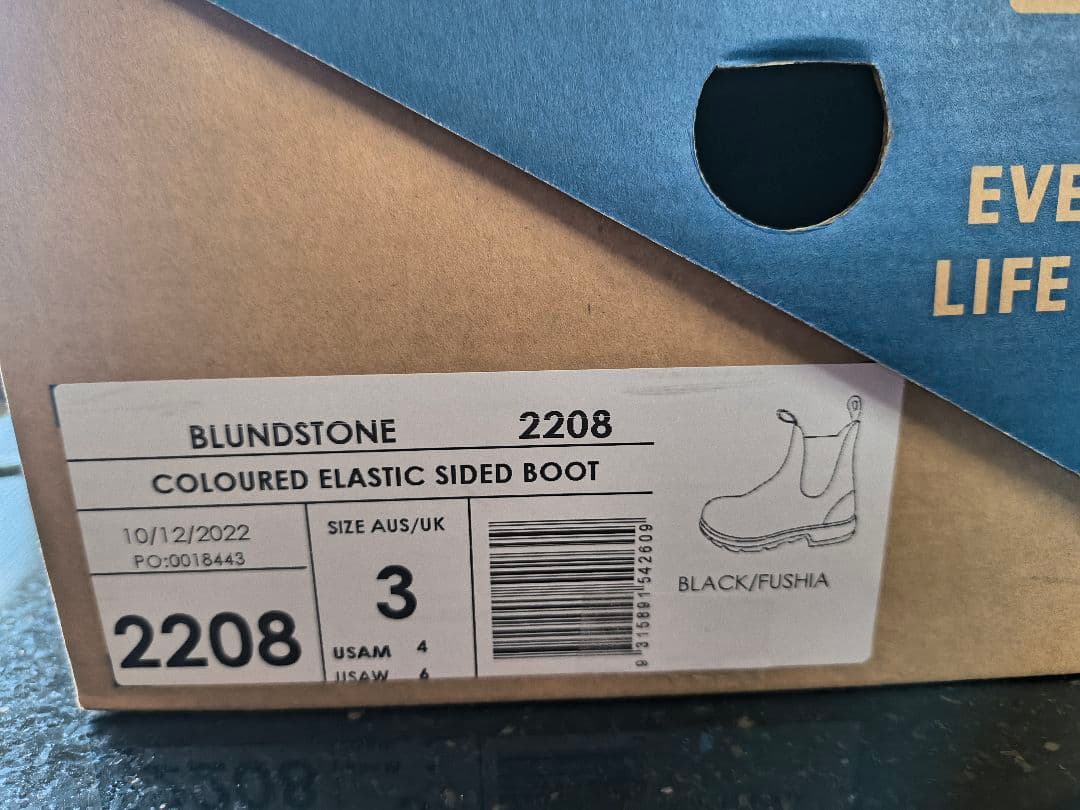 BLUNDSTONE 2208 サイドゴアブーツ 3 AUS/UK