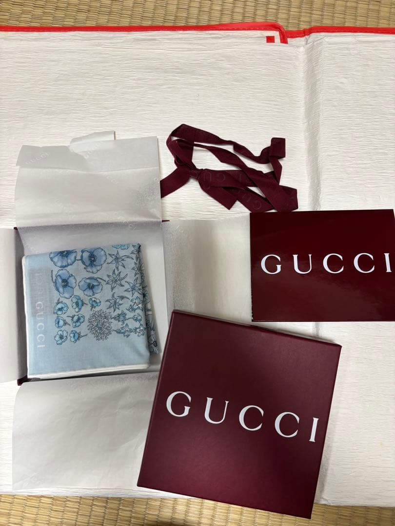 GUCCI ハンカチ　レディース