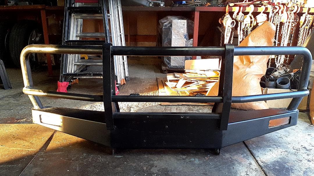 値引き　ランドクルーザー70　ARB風バンパー　ナロータイプ