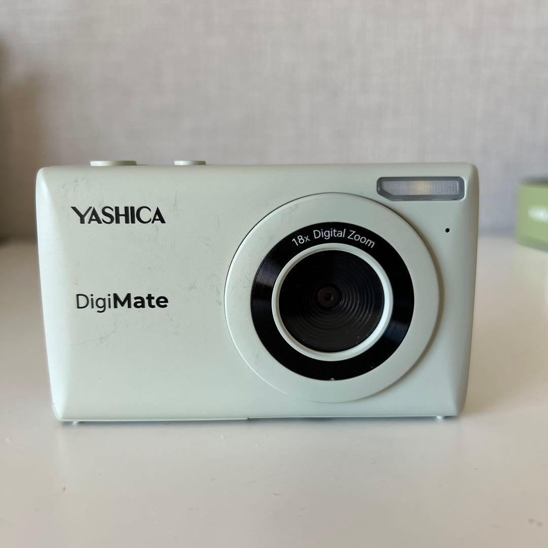 YASHICA YAS-DGM100デジタルカメラmicroSD カードリーダー