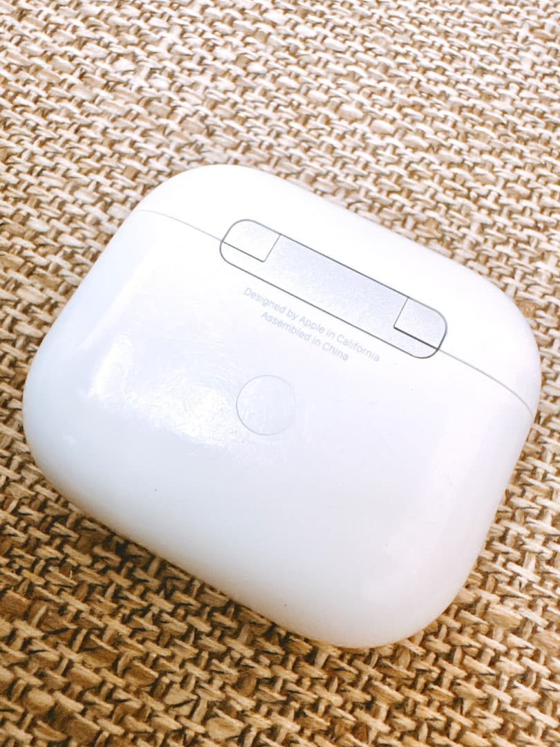 Apple AirPods 3 本体 +充電ケース 第3世代 MME73J/A