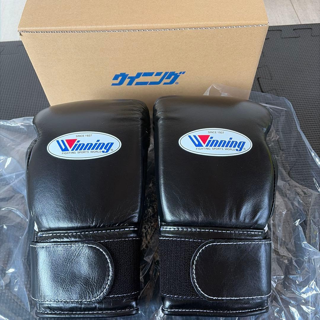新品未使用Winning ボクシンググローブ 8oz 黒 箱付き