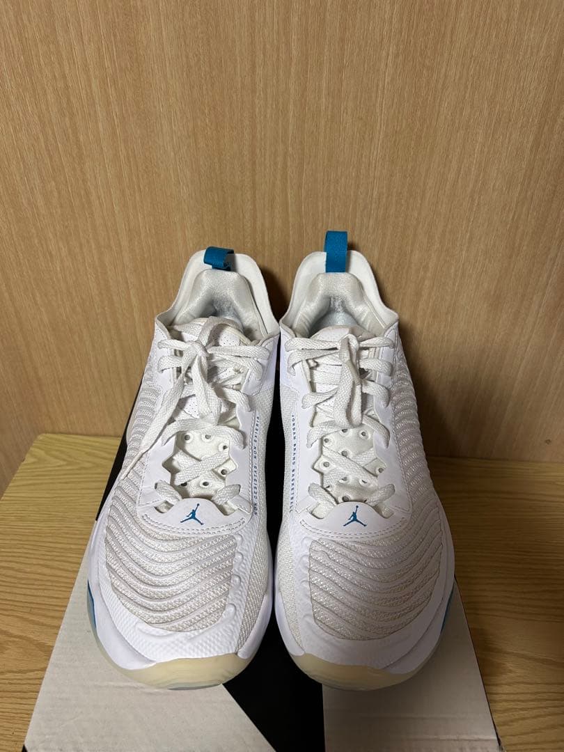 バスケットボールシューズ　ルカ1 ブルー