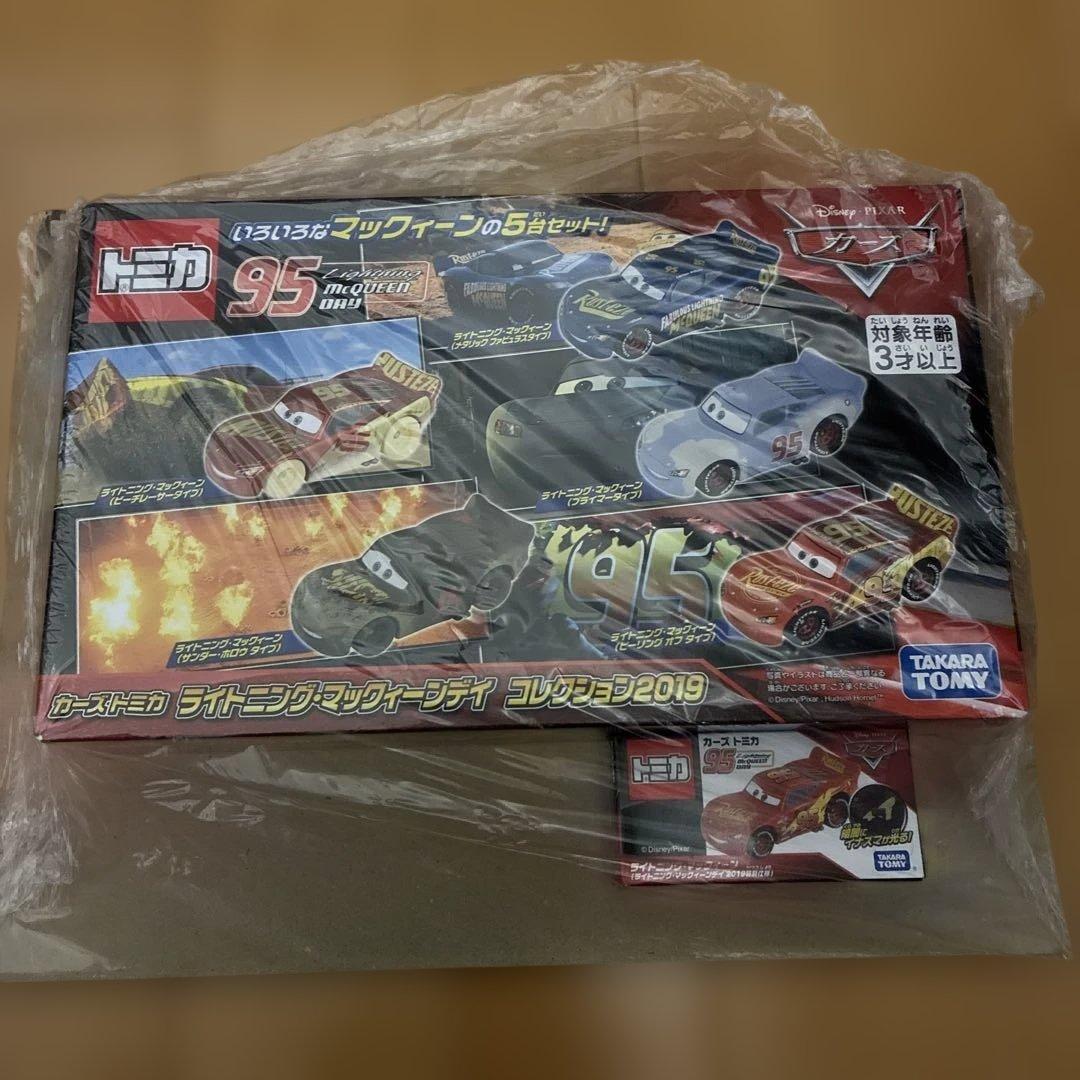 d*9様 カーズ トミカ　マックイーンデイ　コレクション2019とマックイーン