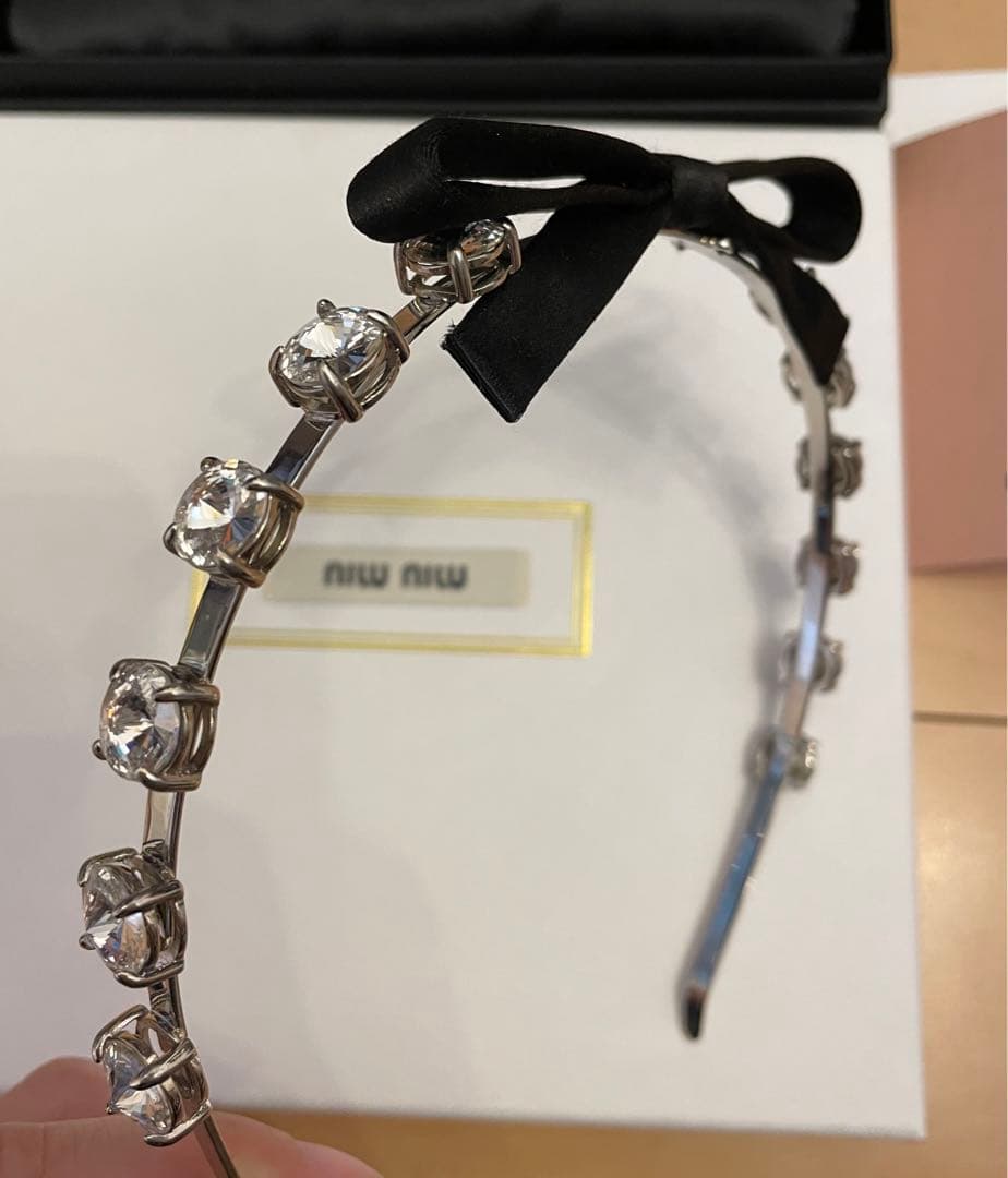 miumiu カチューシャ