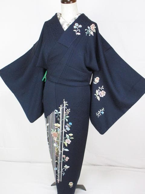 新品同様！アールデコ柄＊手描き＊濃いネイビー＊高級＊訪問着＊１５８ｃｍ＊裄６６