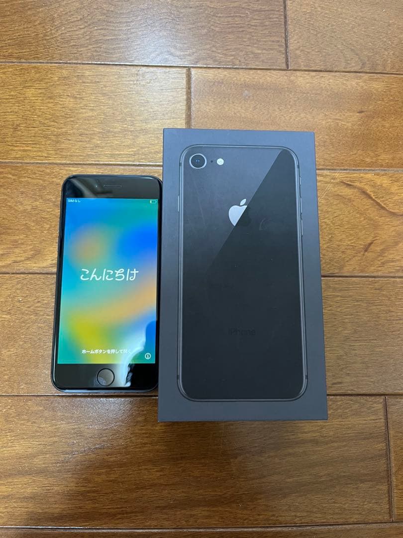 Apple iPhone 8 スペースグレイ 64GB【SIMフリー】