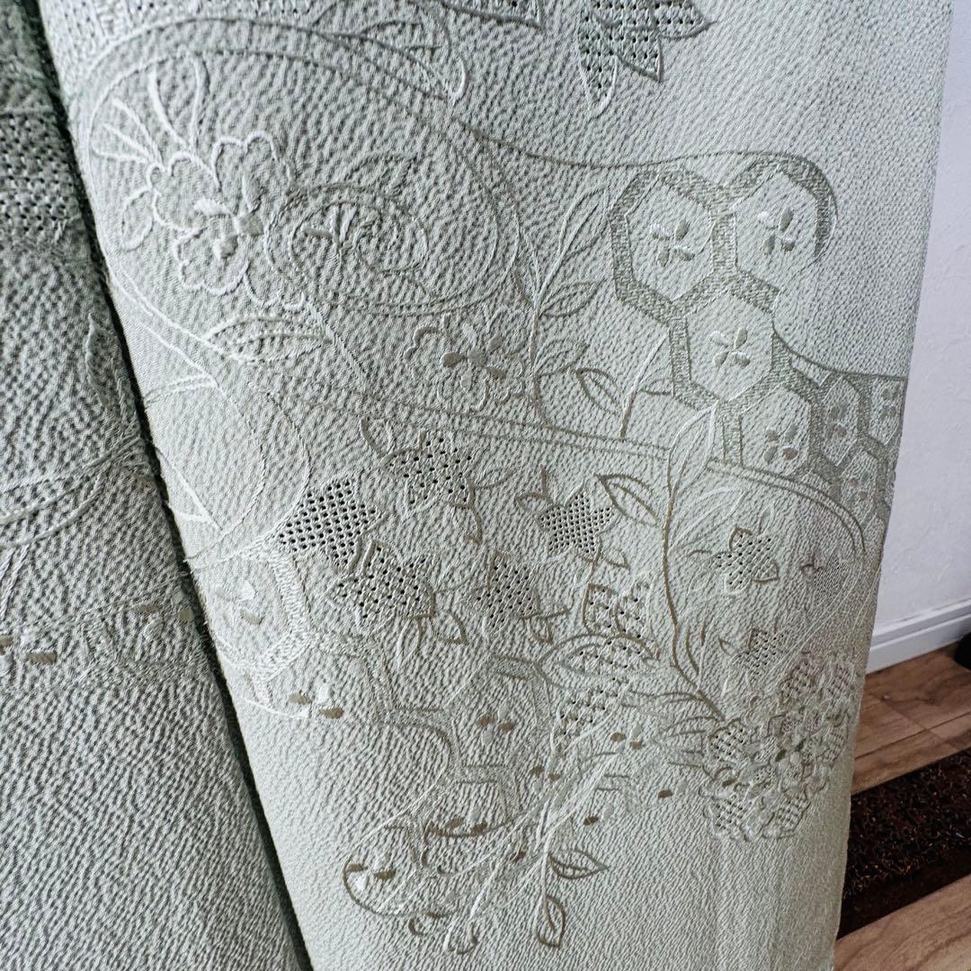 超美品　正絹　現代　広襟　訪問着　付け下げ　着物　160裄64 縮緬　汕頭刺繍