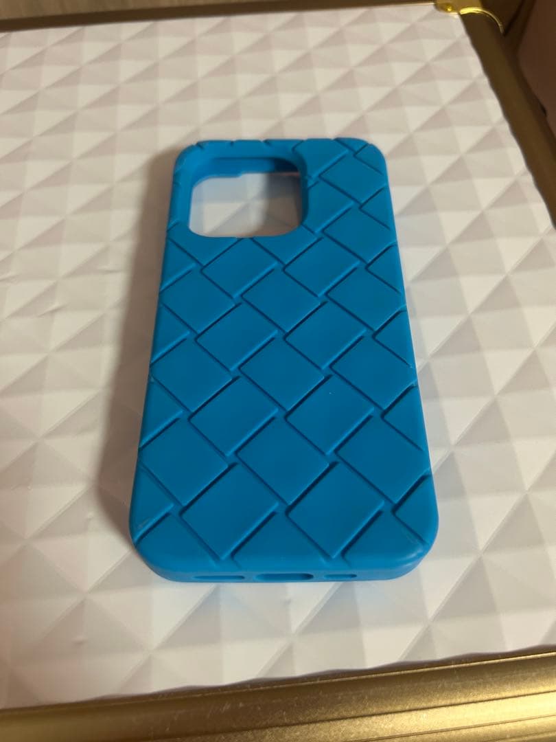 BOTTEGA VENETA 青 シリコンiPhoneケース