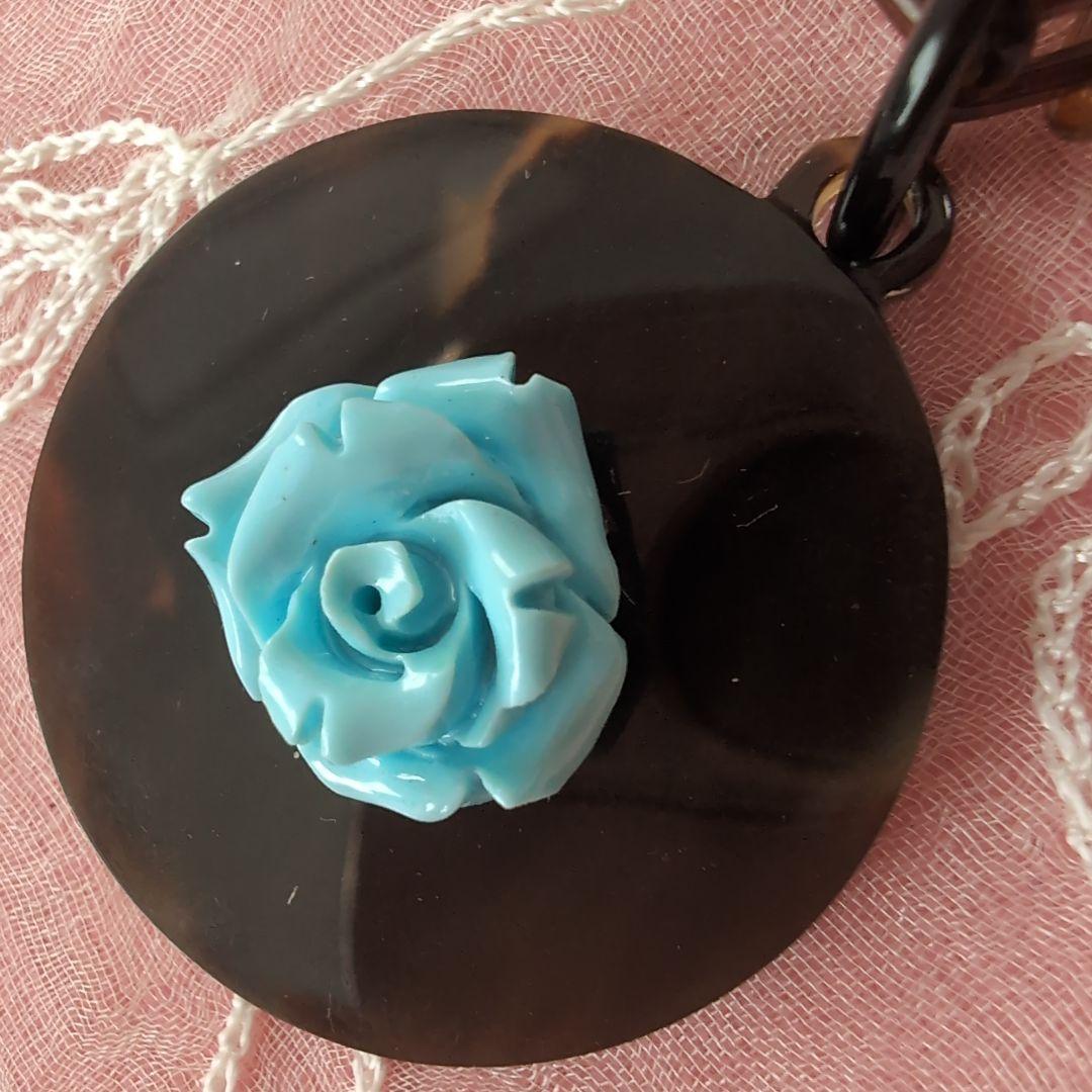 ★お値下げ★本鼈甲ターコイズ薔薇モチーフ付きペンダント