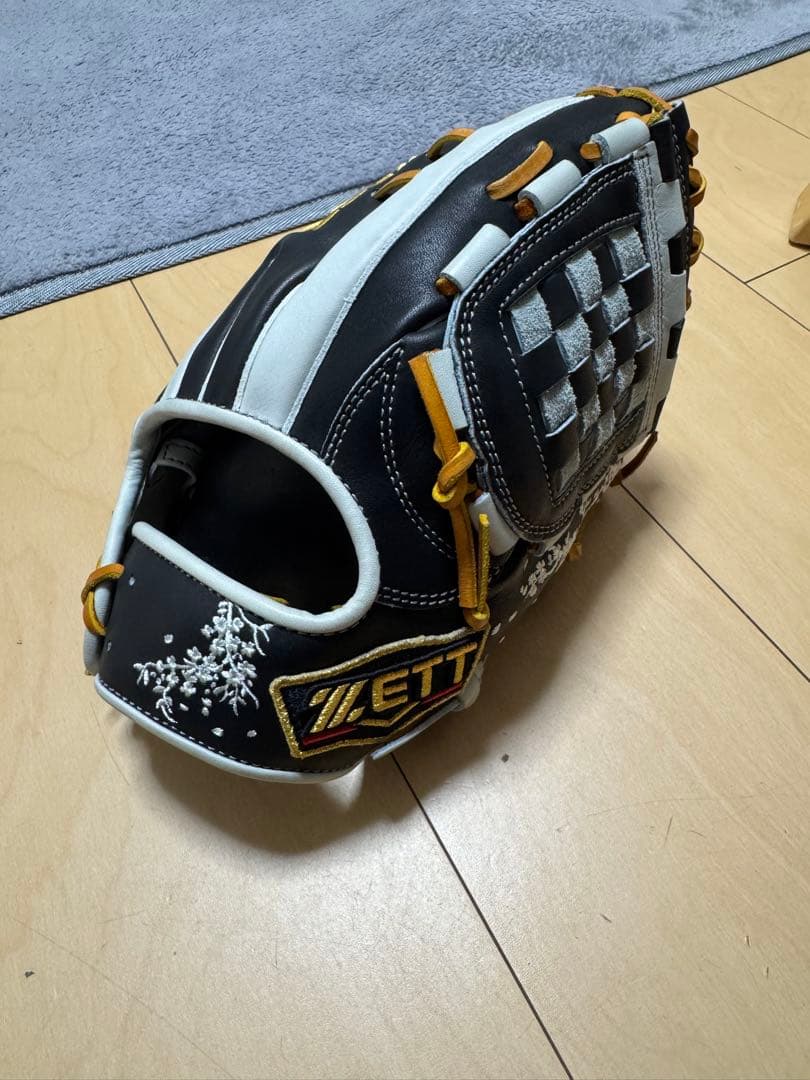 り*ジ様 年末年始最終価格！ZETT 軟式用源田限定モデル！未使用！