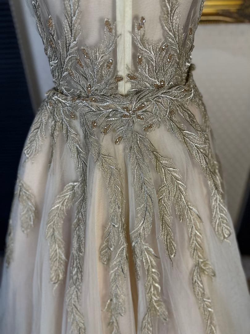 JOVANI☆アイボリー刺繍パーティードレス