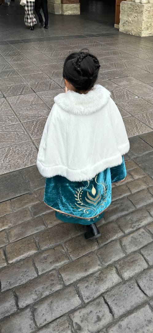 アナと雪の女王2 　戴冠式　ドレス　110cm　ビビディバビディブティック