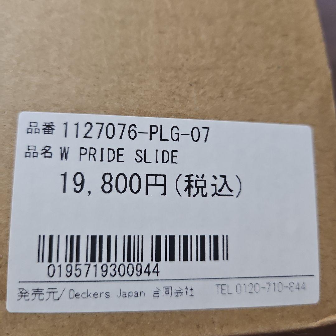 最終お値下げ　新品　UGG　厚底サンダル&Tシャツ&ソックス　3点セット