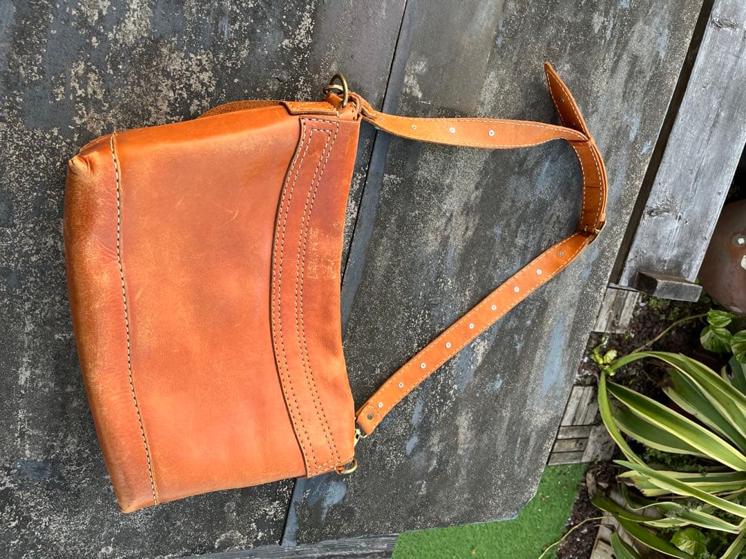 レアセルのレザ-メッセンジャーバッグ※オリジナルカスタム品です。