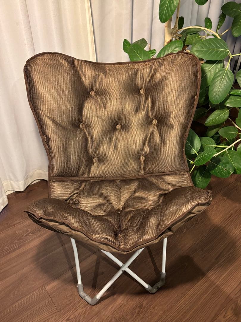 バタフライチェア2脚➕テーブル