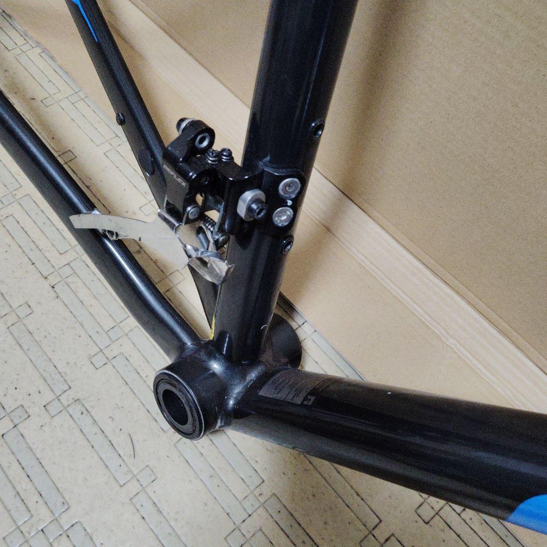 Giant ロードバイクフレーム ブラック/ブルー