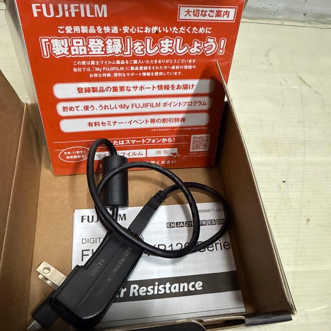 FUJIFILM FinePix XP120 デジタルカメラ コンデジ 防水