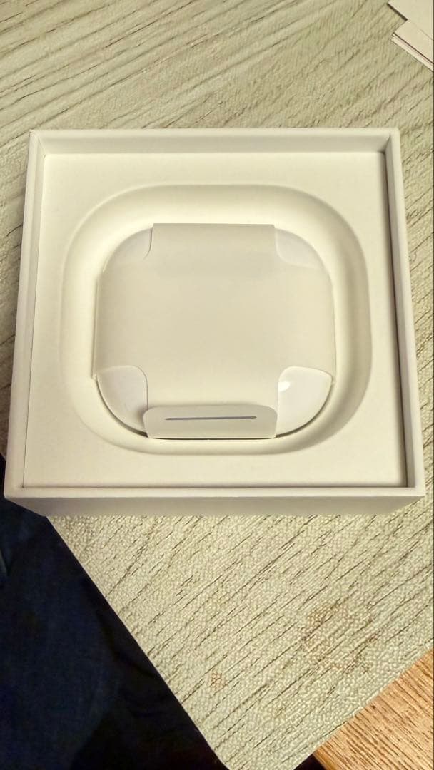 Apple AirPods 4 アクティブノイズ キャンセリング搭載＋ケース