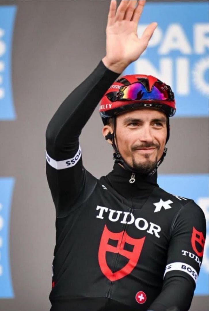 選手支給品 Tudor チューダープロサイクリング 非売品 サーマルジャケット