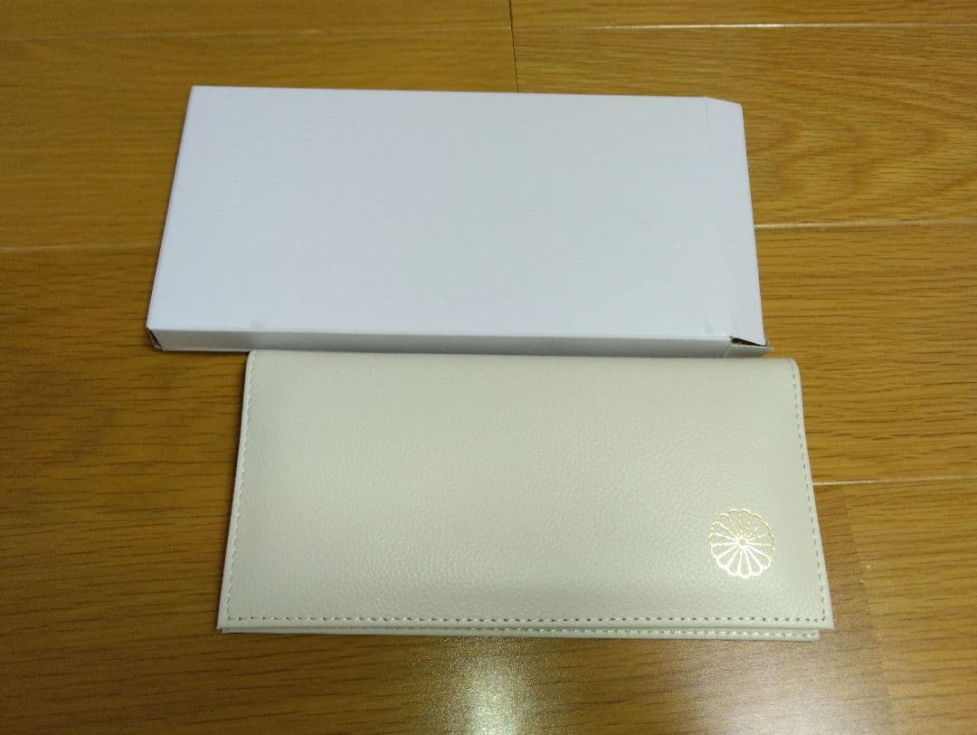 皇居　財布　長財布　ホワイト