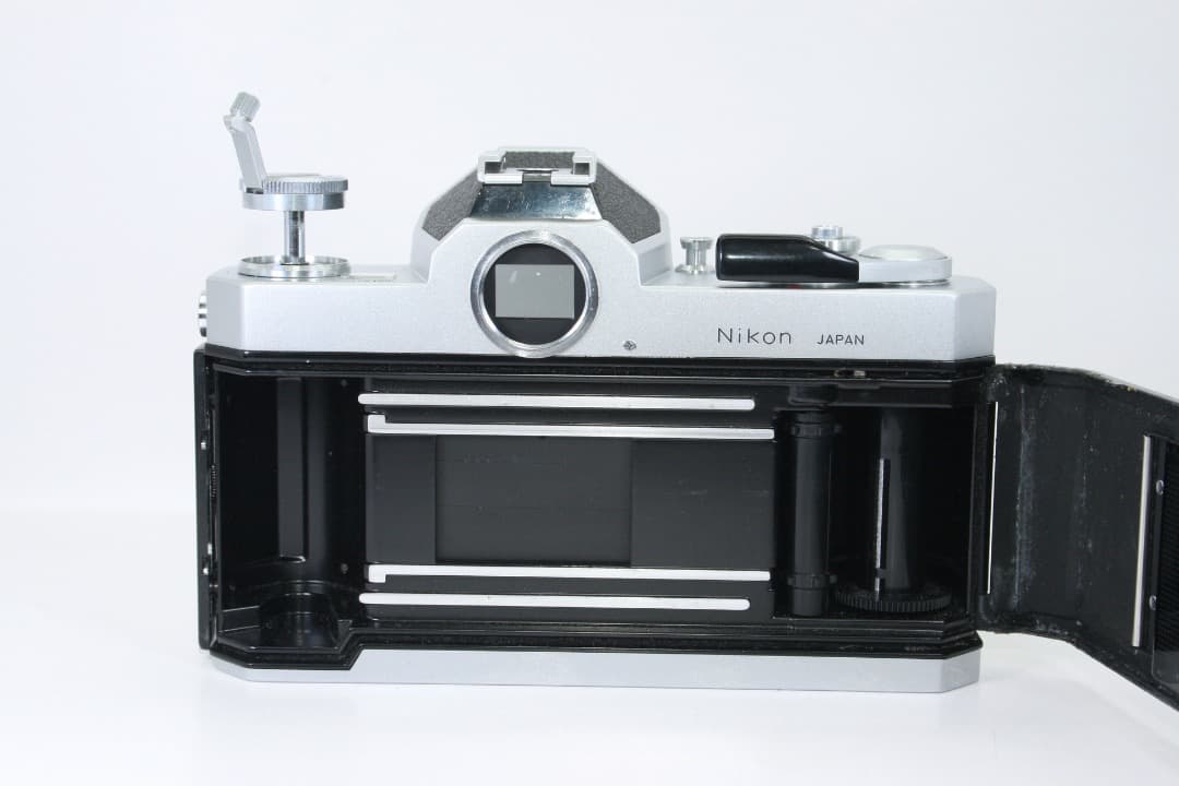 NIKON NIKKOMAT FT2 動作確認済みフィルムカメラ#327