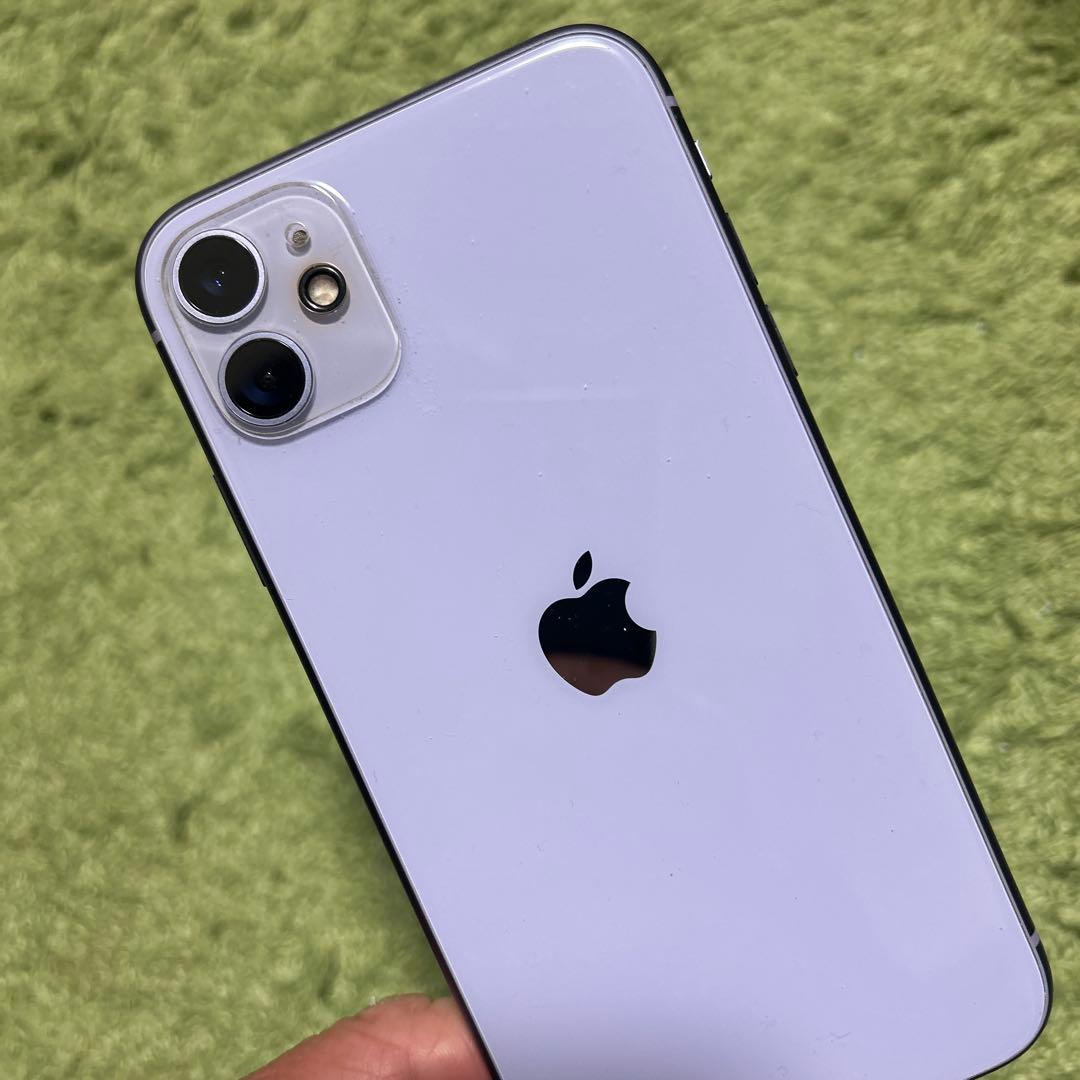 iPhone11 パープル　64GB
