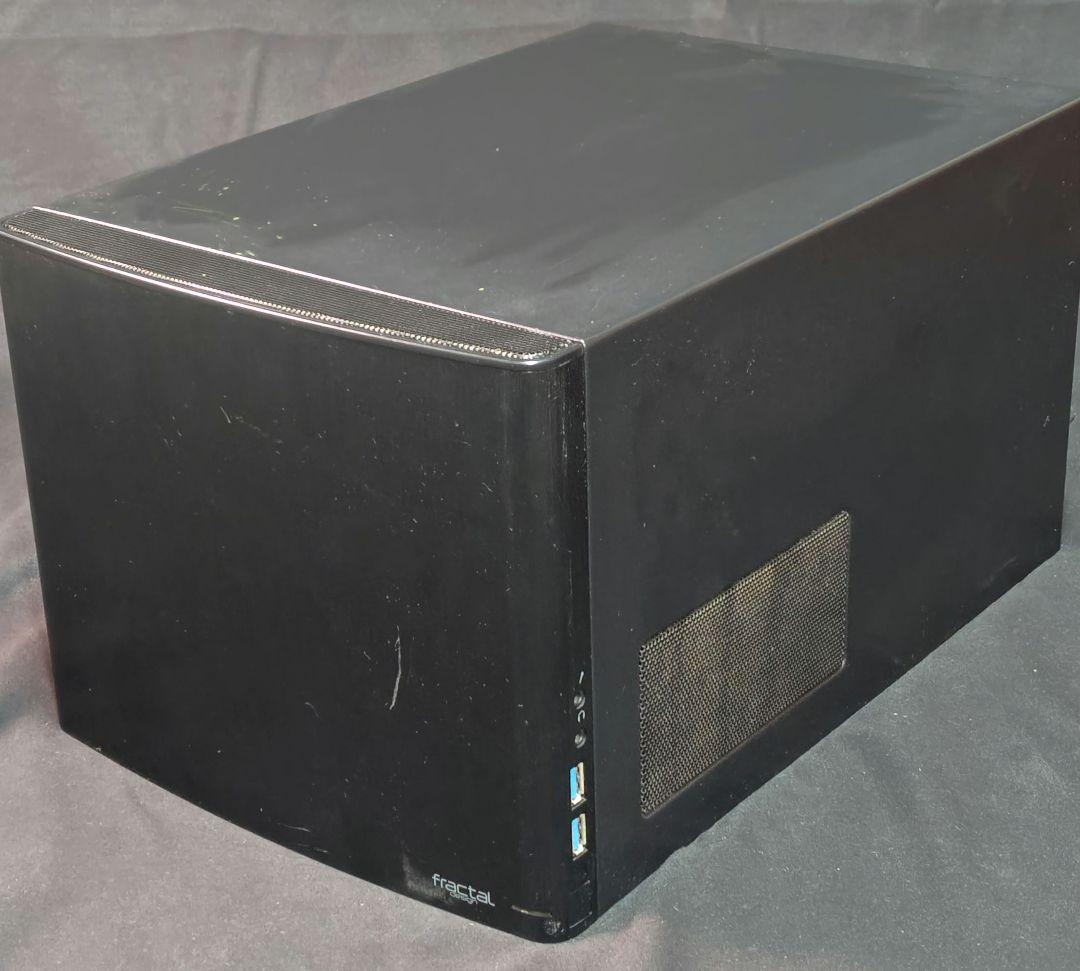 Fractal Design node 304 PCケース Mini-ITX