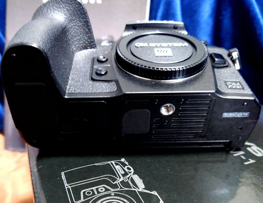 極美!シャッタ僅か1215回! OMsystem OM-1 元箱.保証.属有