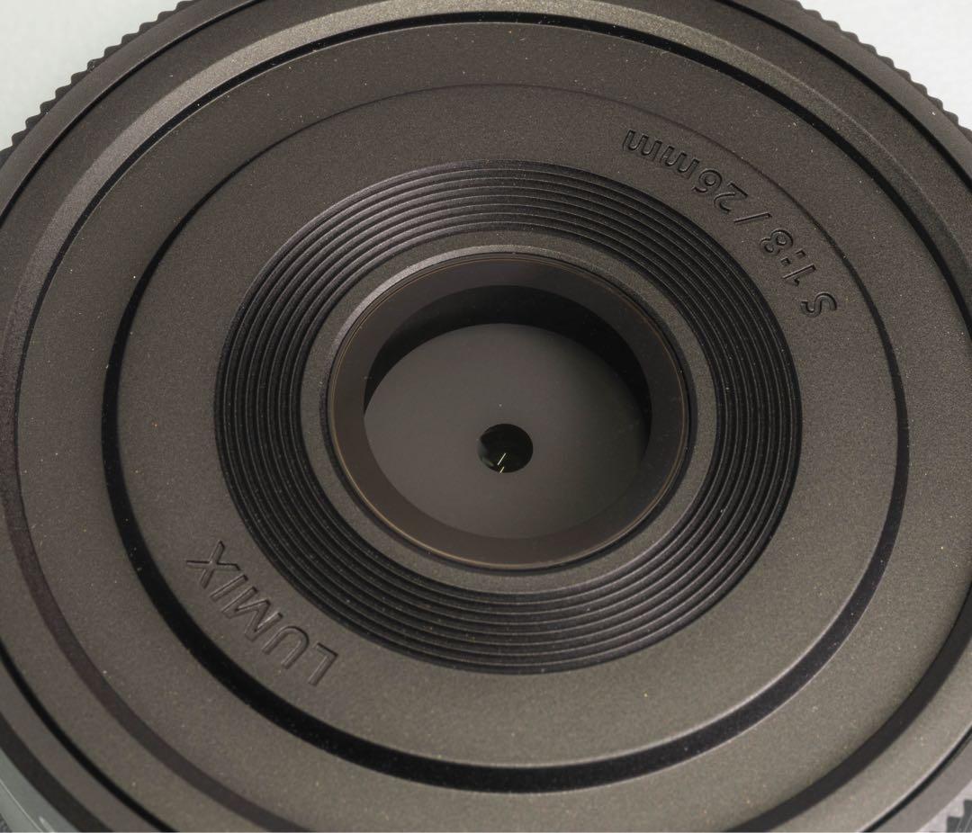 LUMIX 26mm F8 レンズ