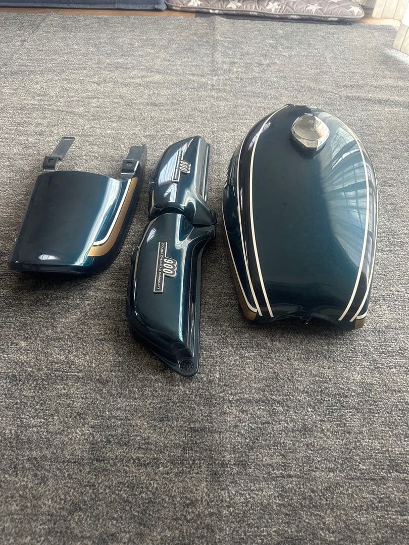 KAWASAKI Z1外装セット青玉虫　社外　ドレミコレクション　z1z2