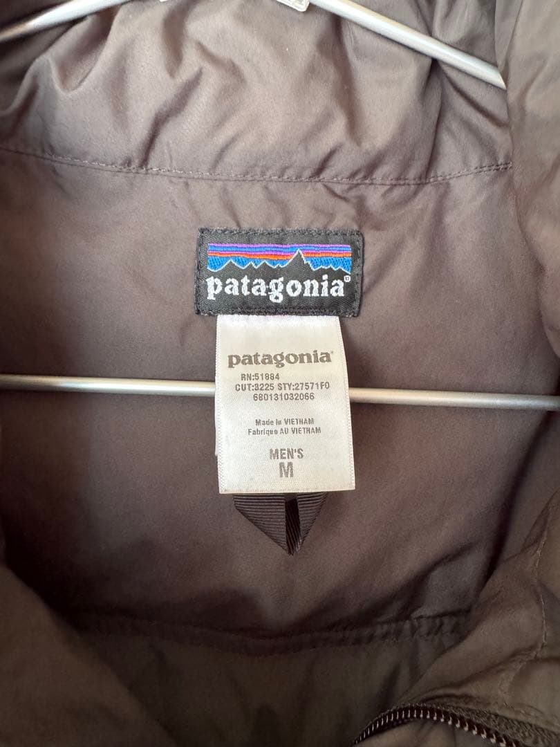 patagonia ダウンベスト グレー