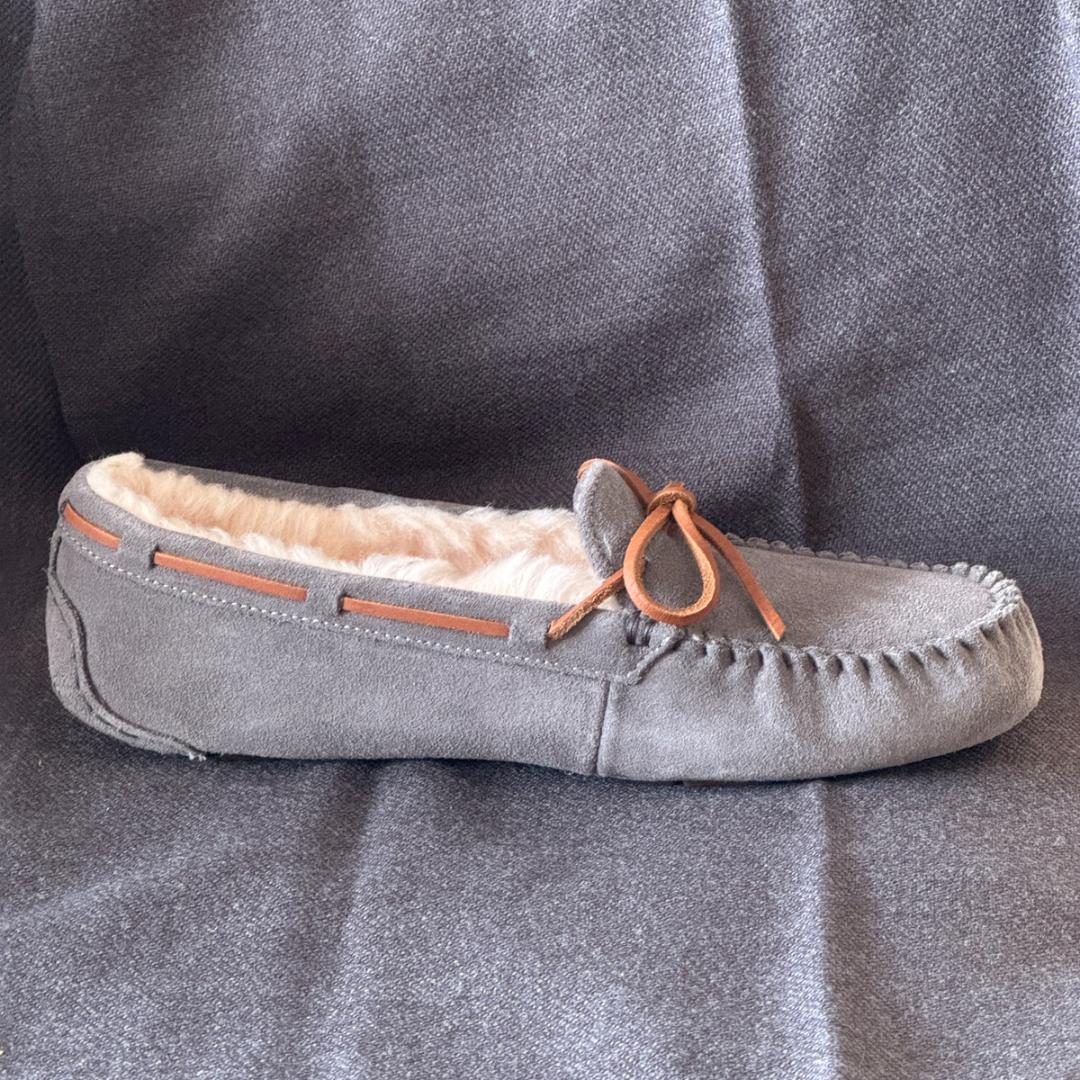 【新品】UGG グレー スエード モカシン 28.0 cm