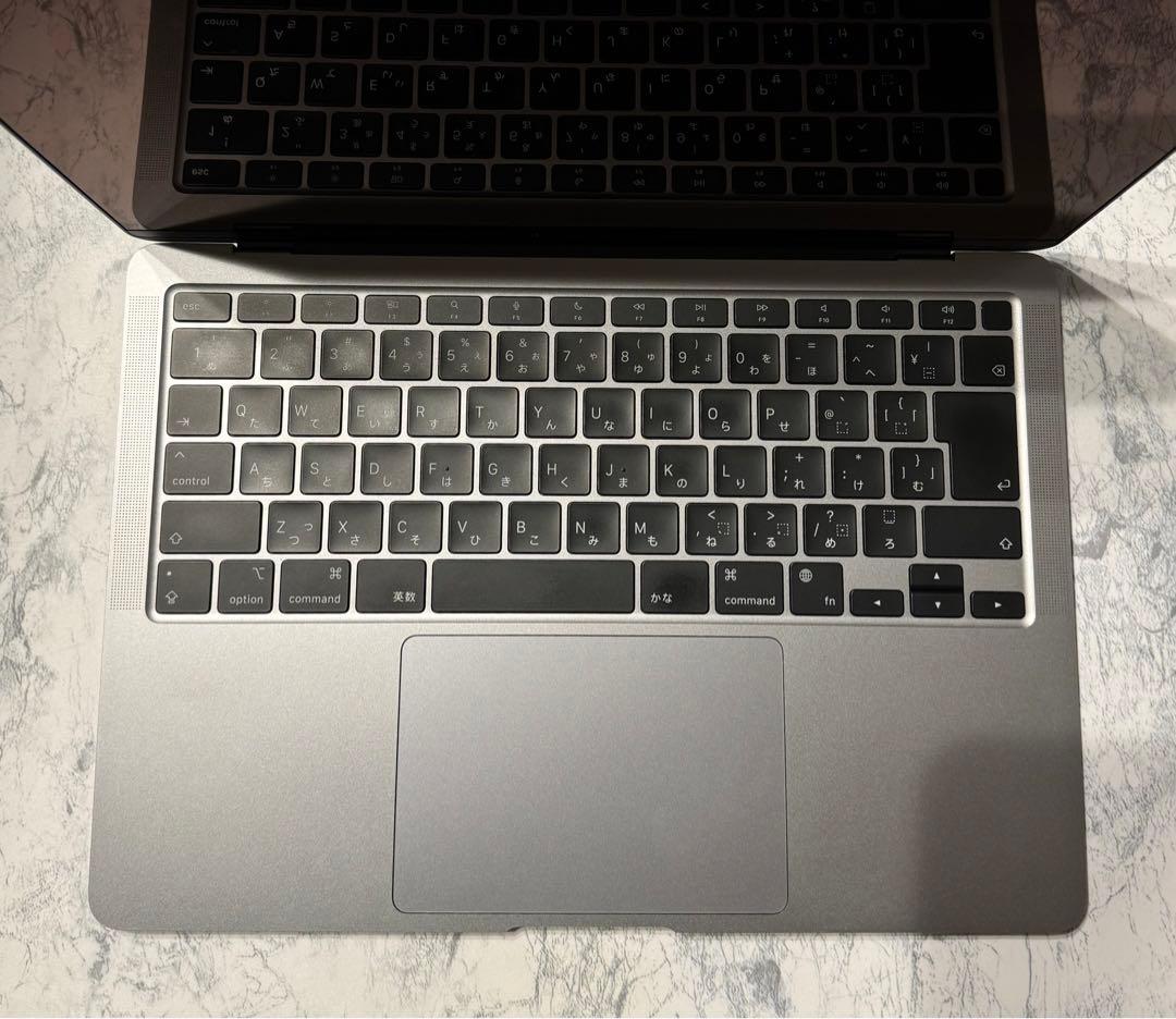 MacBook Air M1チップ 2020 8GB/256