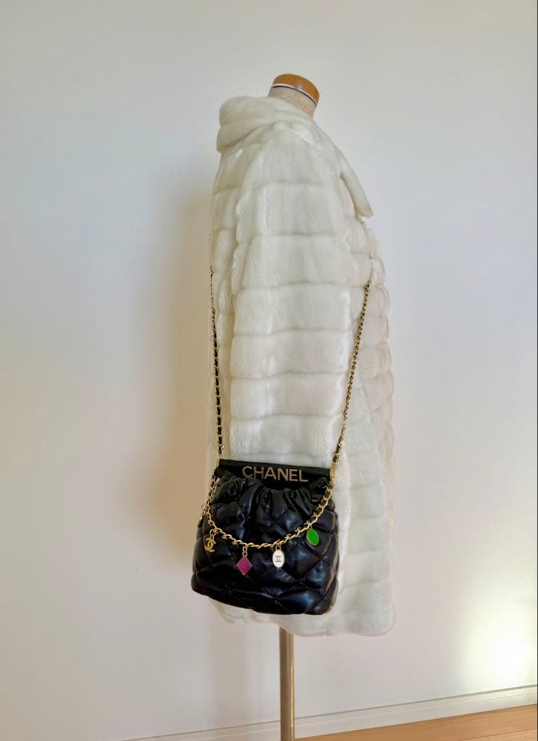 【新品未使用】CHANEL キルティング　ショルダーバッグ　チャーム　ノベルティ