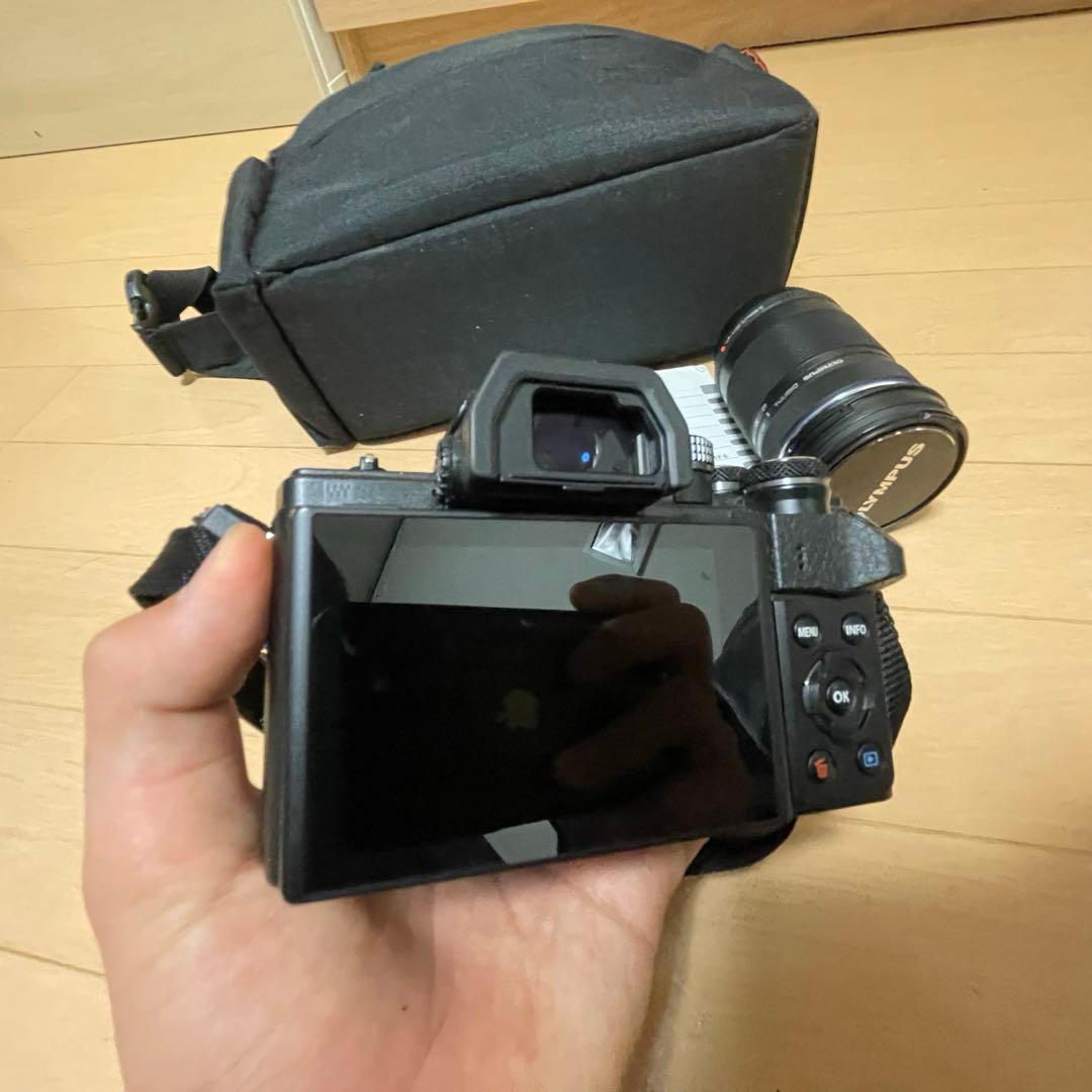 【新品】OLYMPUS OM-D E-M10 MarkII