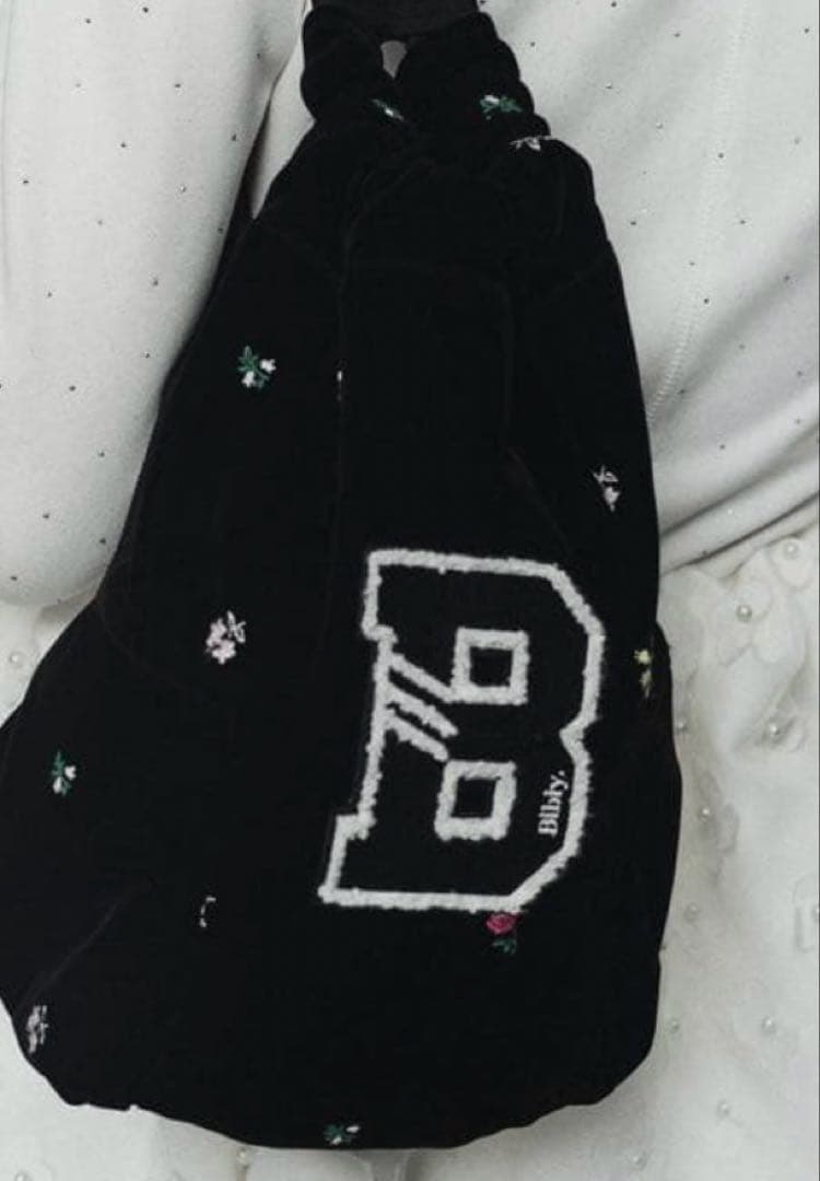 サクラ出品になります。