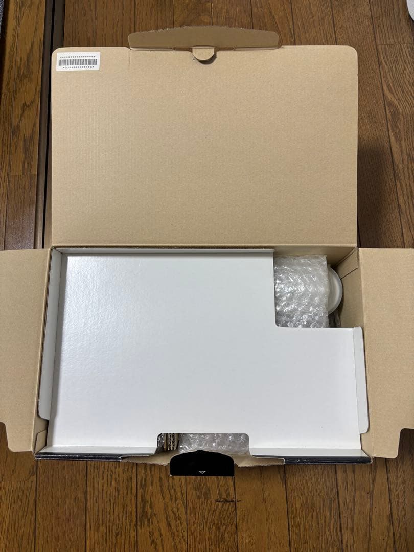 【美品】Nikon D5600 18-55VR+70-300VR Kit