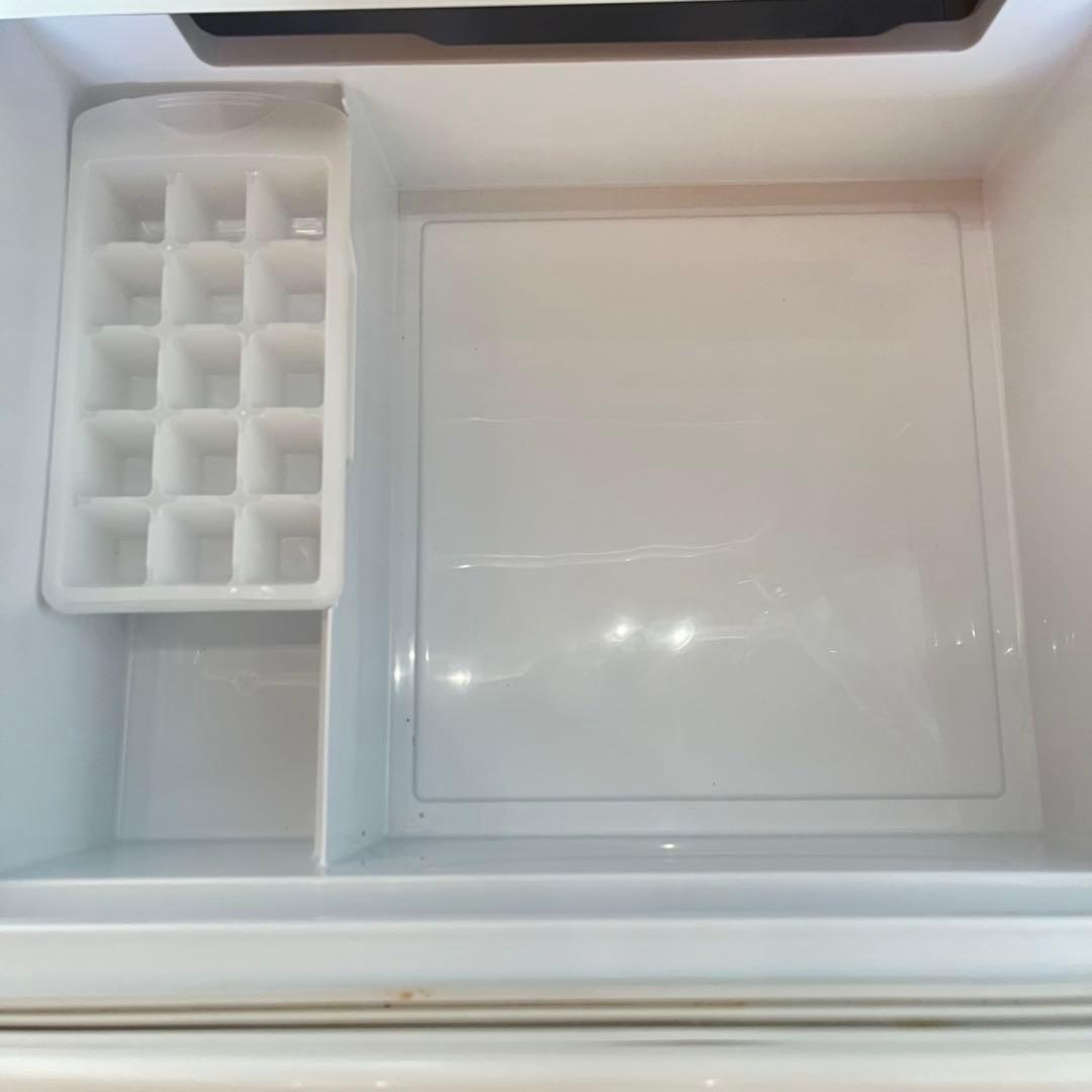 配送設置無料　冷蔵庫 AQUA ホワイト　大容量　最新　21年式