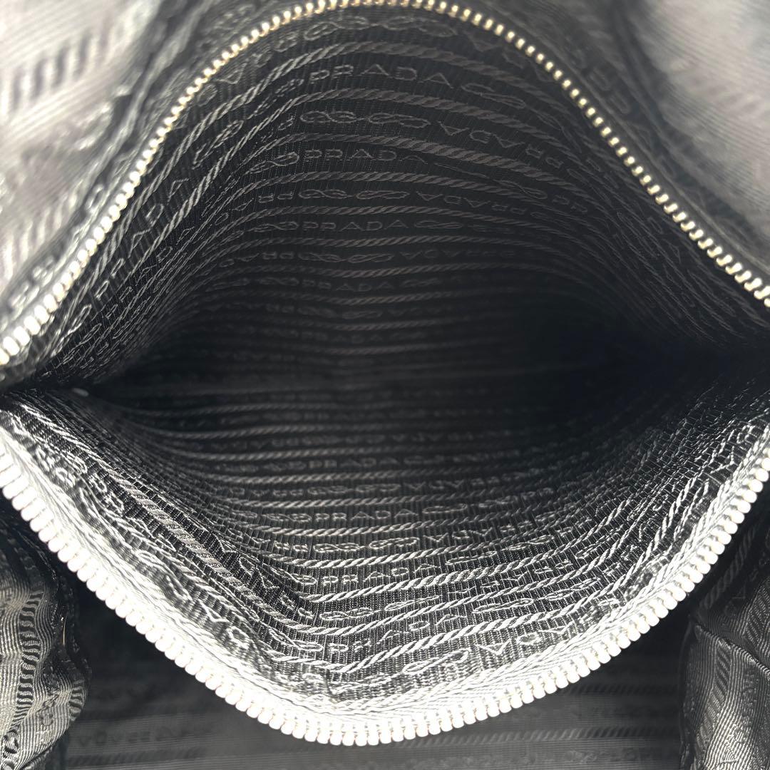 極美品 プラダ トートバッグ ボストンバッグ 三角ロゴ 白タグ 南京錠 鍵付 黒