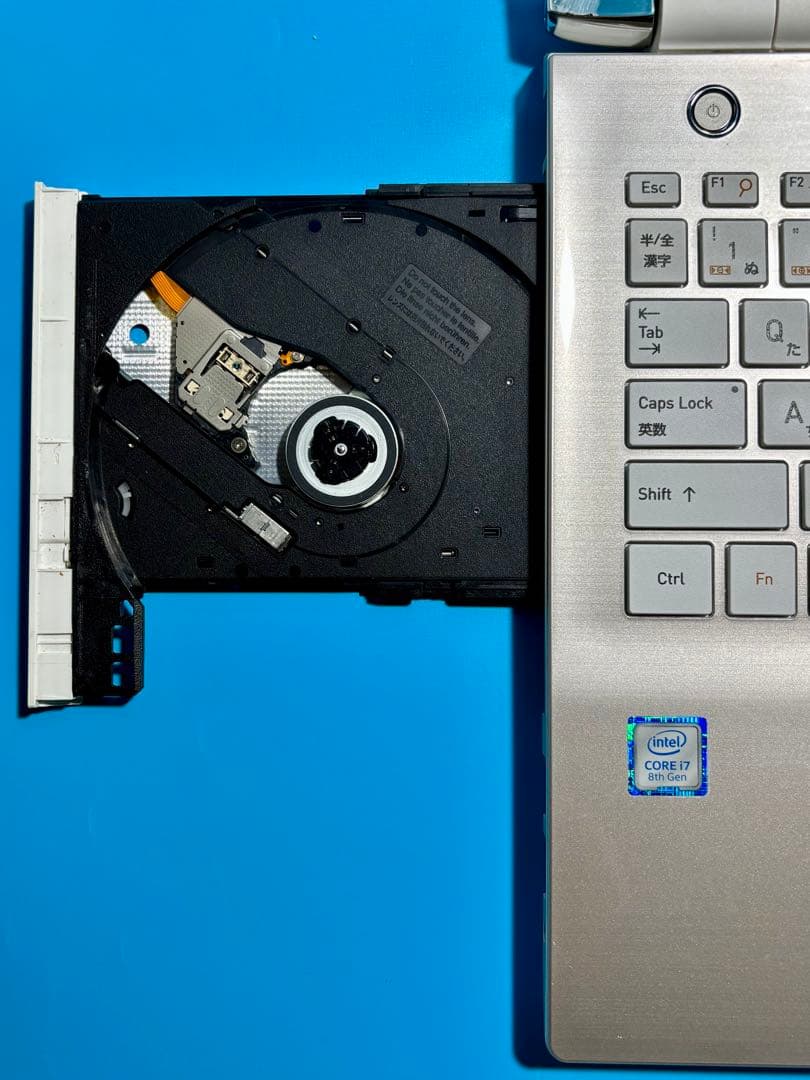 東芝 dynabook T65/GG i7 8550U SSD 2TB 32GB