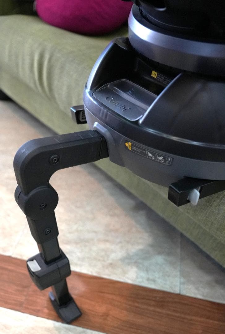 コンビ クルムーヴ スマート ISOFIX 　おまけ付　新生児～