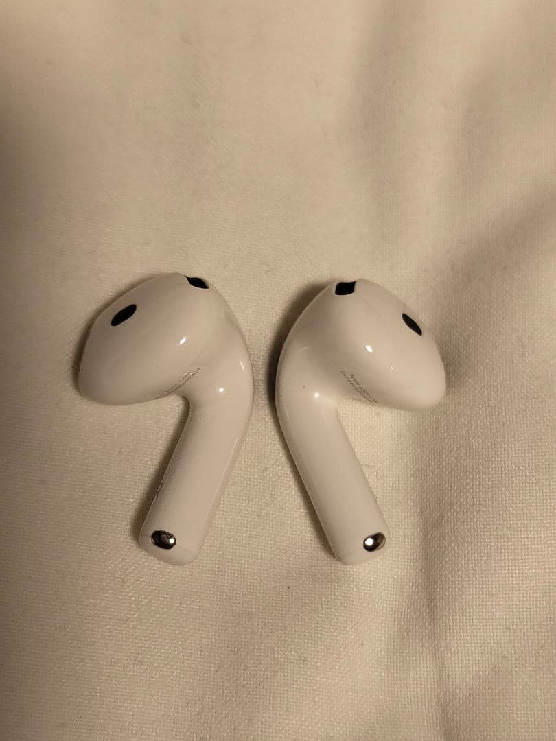 美品！Apple Airpods4 ANC アクティブノイズキャンセリング