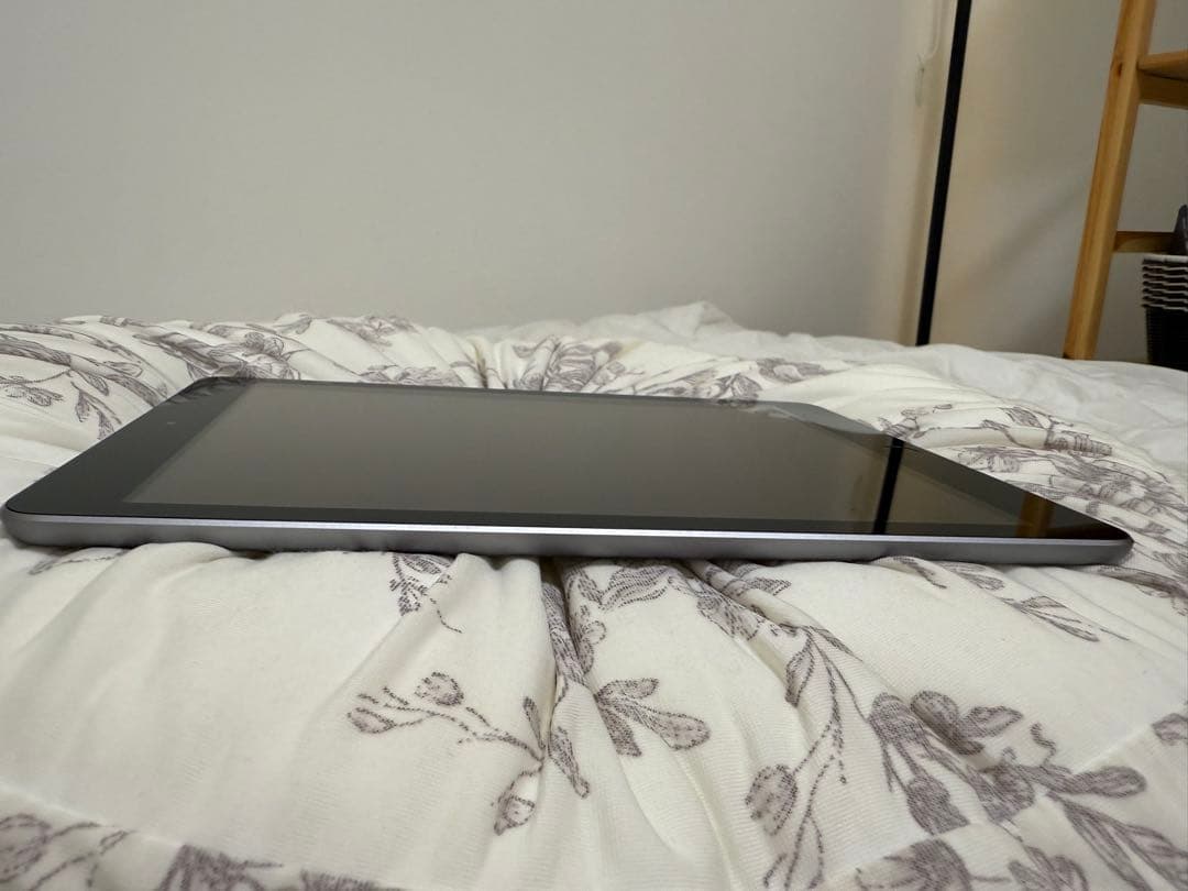 iPad 第6世代 美品 バッテリー　97%