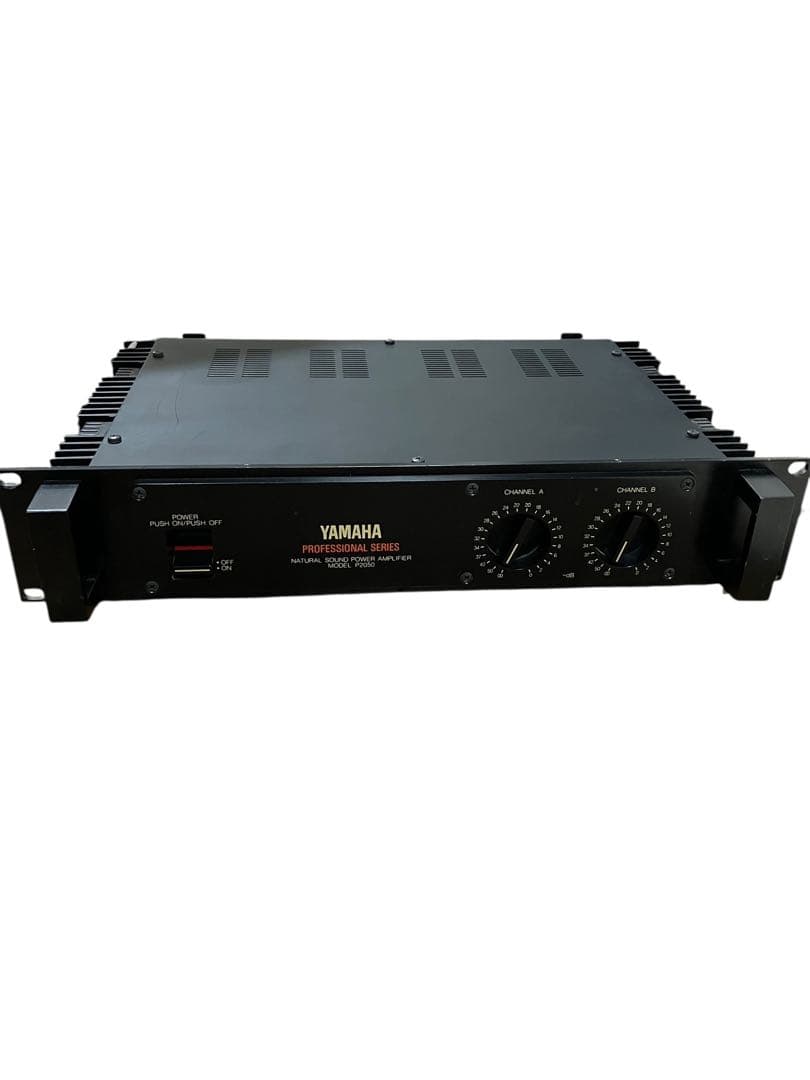 ステレオ パワーアンプ YAMAHA P2050 PROFESSIONAL