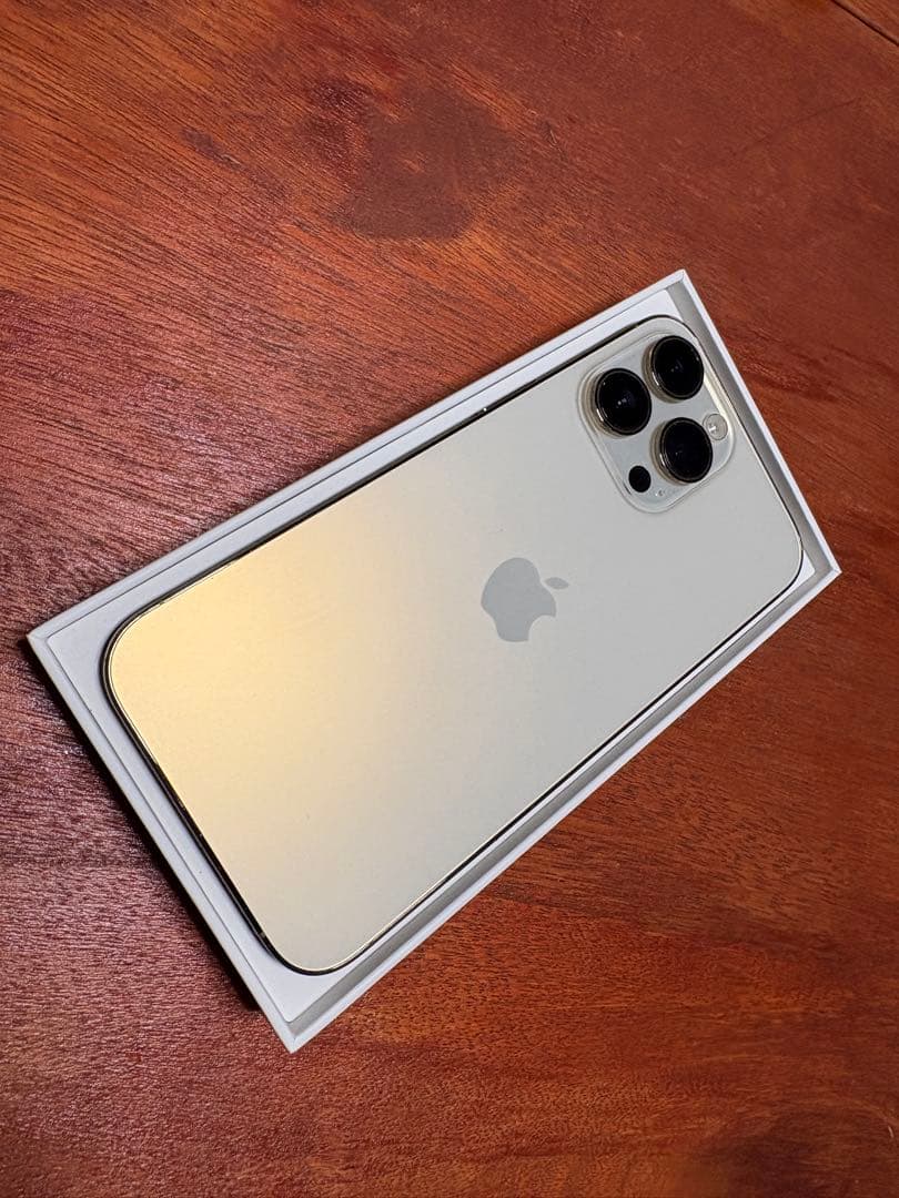 iPhone14 proMax SIMフリー