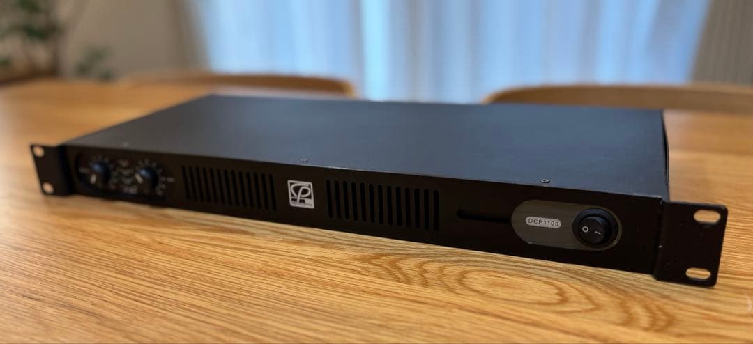 Classic pro DCP1100パワーアンプ